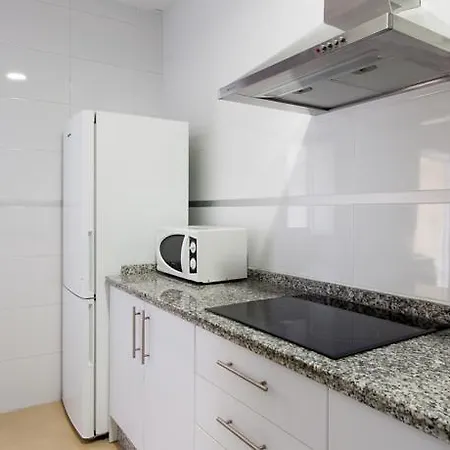 Apartamentos Diaber Alberto Lista Sevilla Zimmer foto