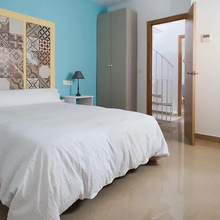 Apartamentos Diaber Alberto Lista Sevilla Zimmer foto