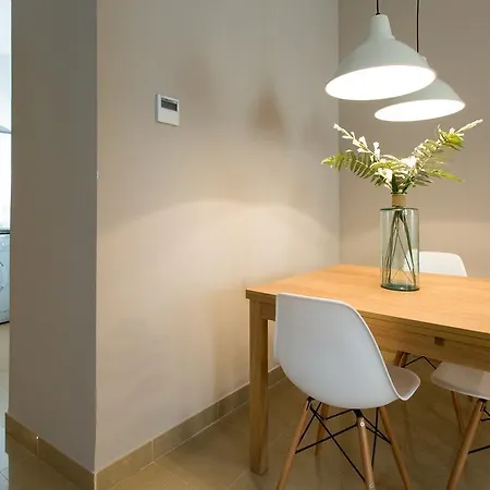 Apartamentos Diaber Alberto Lista Sevilla Zimmer foto