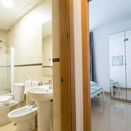 Apartamentos Diaber Alberto Lista Sevilla Exterior foto